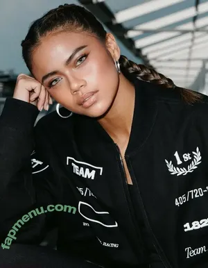 Bianca Bustamante / Racerbia nude photo #0220