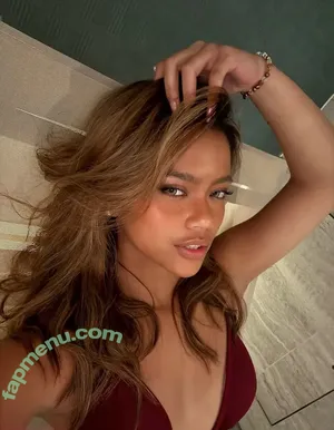 Bianca Bustamante / racerbia nude photo #0283