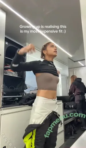 Bianca Bustamante / racerbia nude photo #0301