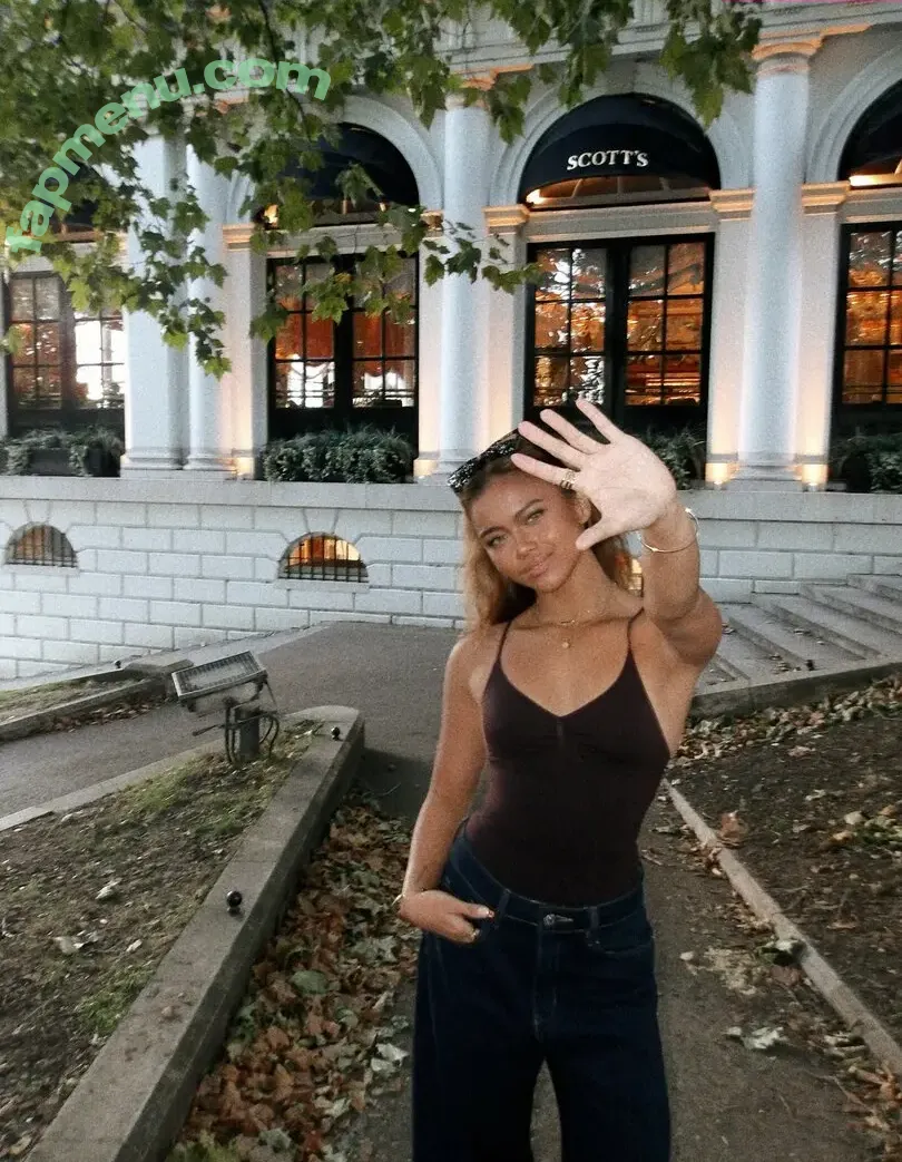 Bianca Bustamante nude photo #0200 (Racerbia)