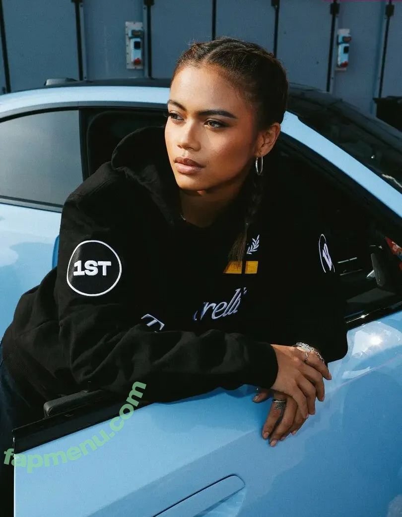 Bianca Bustamante nude photo #0215 (Racerbia)