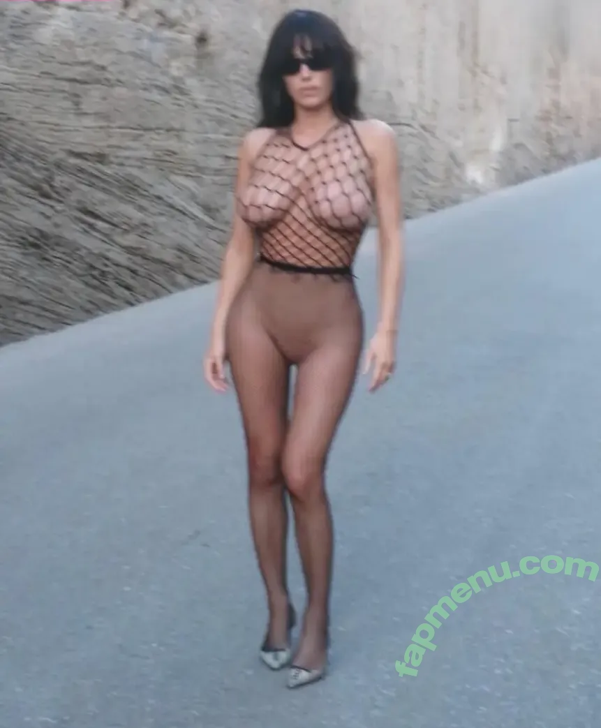 Bianca Censori nude photo #1860 (bianca.censori_official / biancacensori_official)