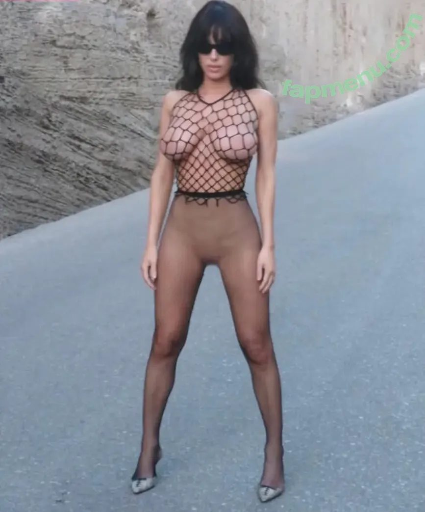 Bianca Censori nude photo #1861 (bianca.censori_official / biancacensori_official)