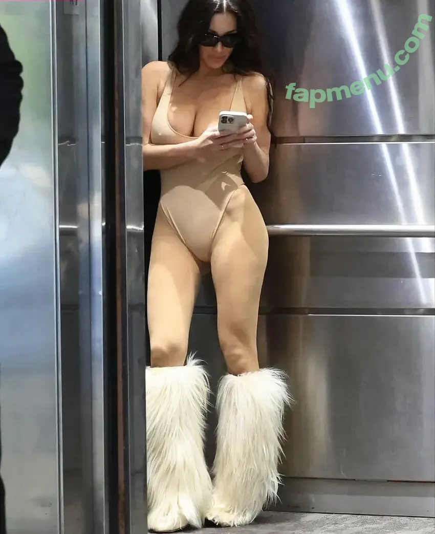 Bianca Censori nude photo #1885 (bianca.censori_official / biancacensori_official)