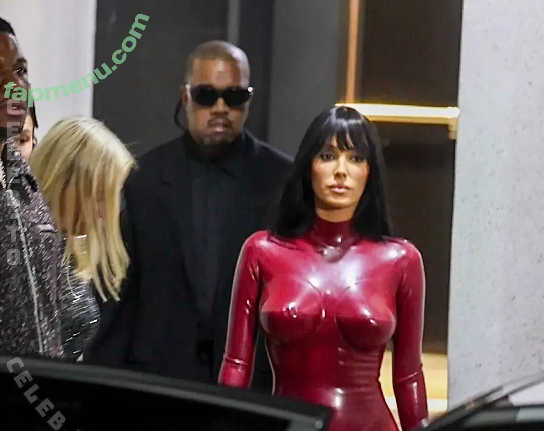 Bianca Censori nude photo #2067 (bianca.censori_official)