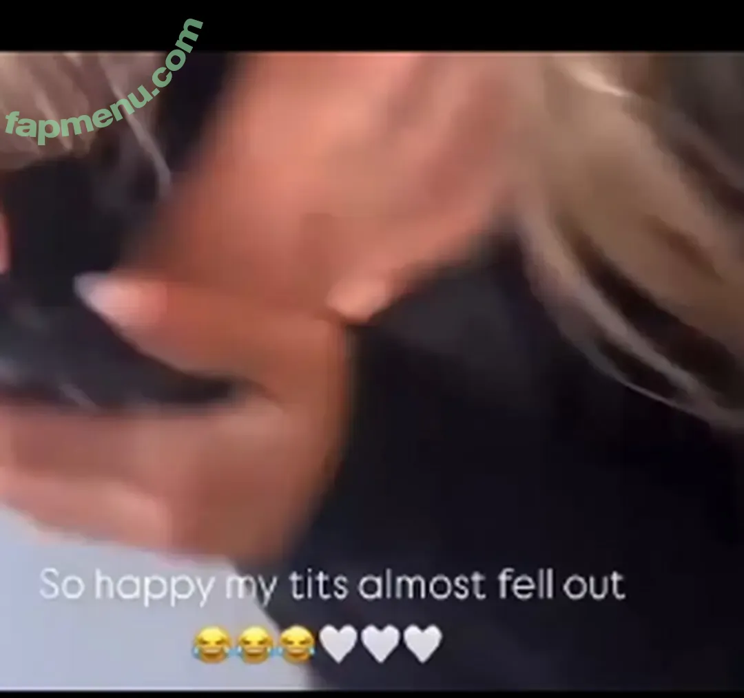 Bianca Ingrosso nude photo #0241 (Swedish Youtuber / biancaingrosso)