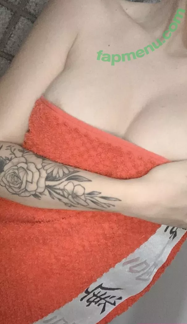 Bianca Karina nude photo #0243 (Biawhite / biancakariina / biancakarina)