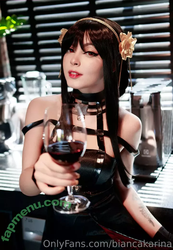 Bianca Karina nude photo #1148 (Biawhite / biancakariina / biancakarina)