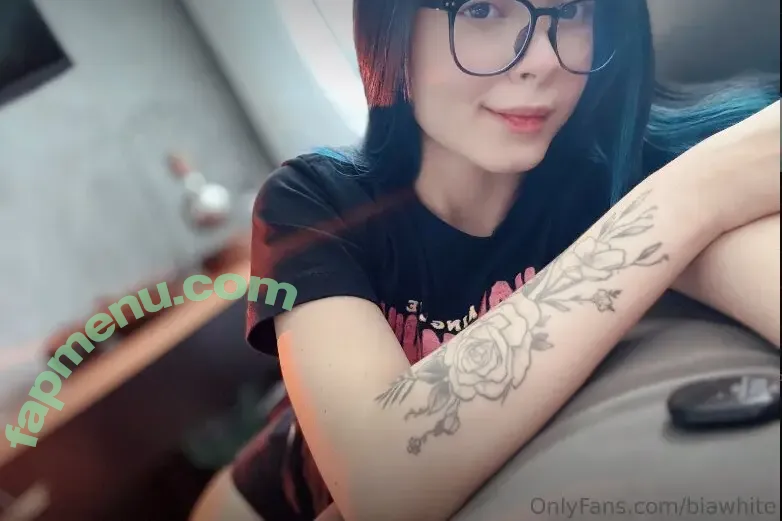 Bianca Karina nude photo #1812 (Biawhite / biancakariina / biancakarina)