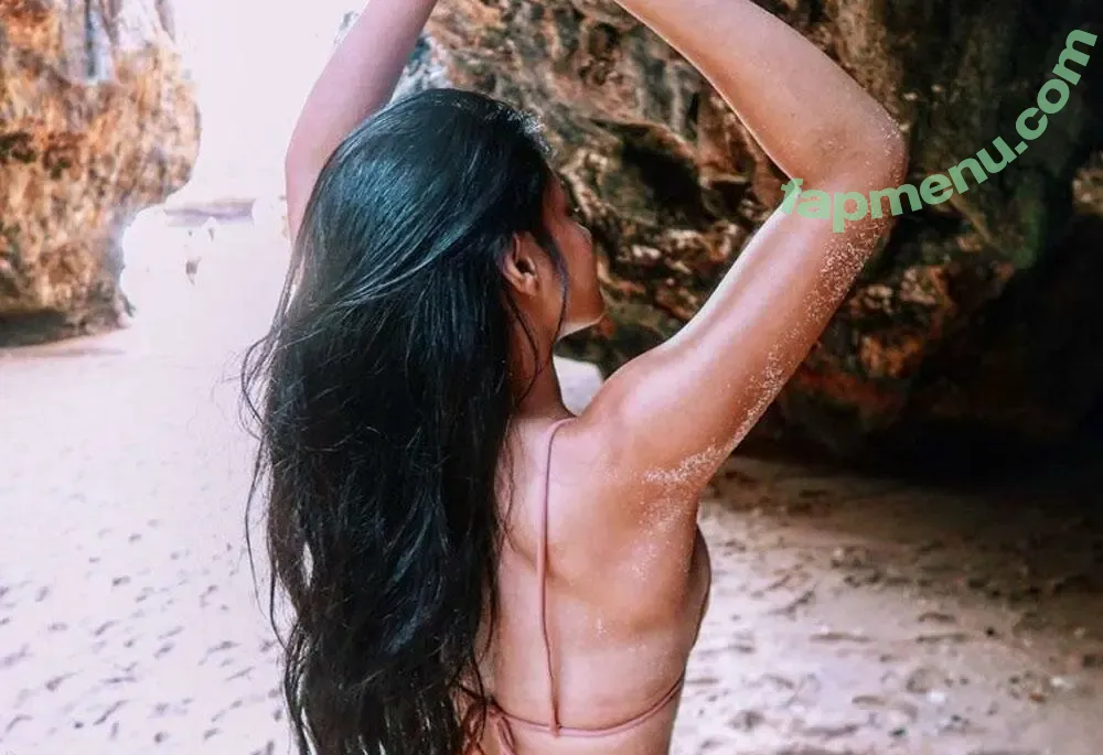 Bianca Umali nude photo #0013 (Bianca Umali)