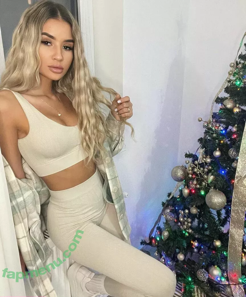Biancabiiiib nude photo #0006 (Biancabiiiib)
