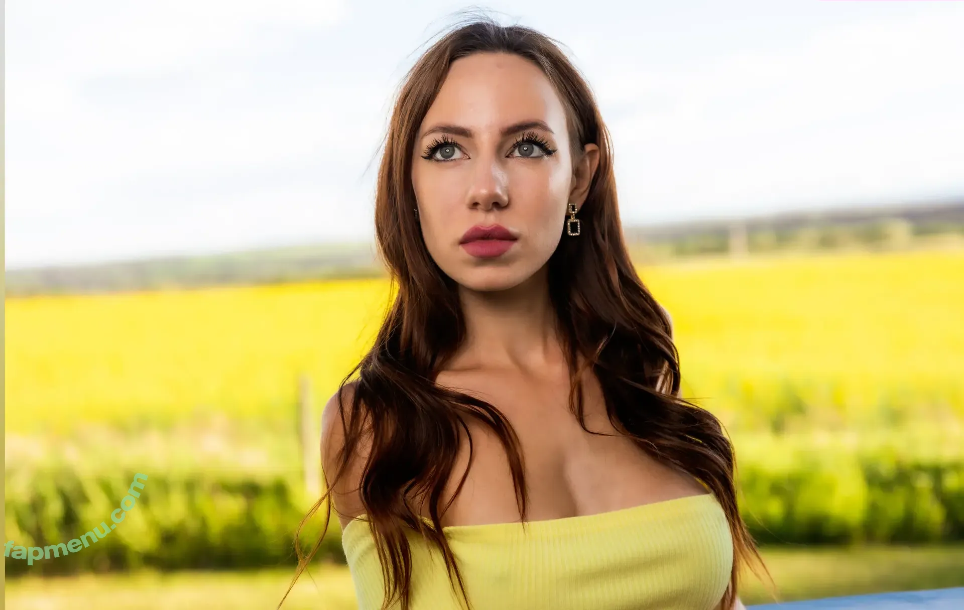 bianka69666yy nude photo #0010 (bianka___999 / your_sexy_angelyna)