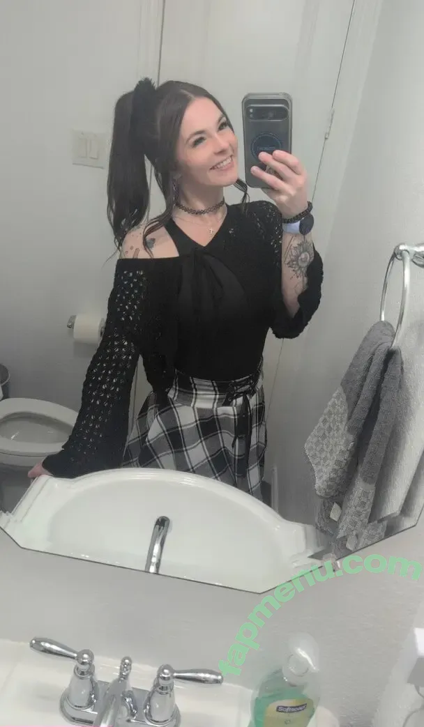 Bibbidibobiboo nude photo #0087 (bobbybooxo)