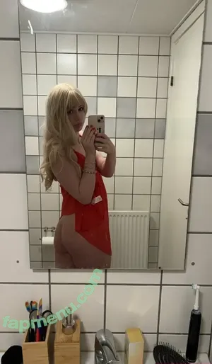  nude photo #0006