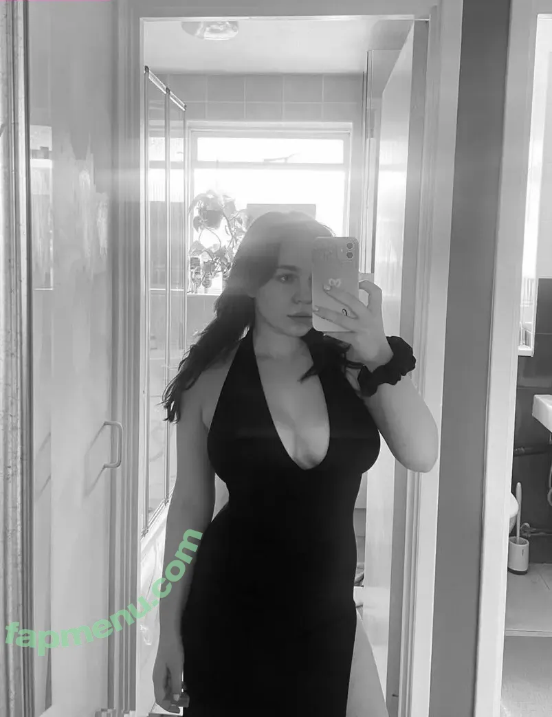 Bibi Lucille nude photo #0040 (Bibi_lucille / bibischouten)