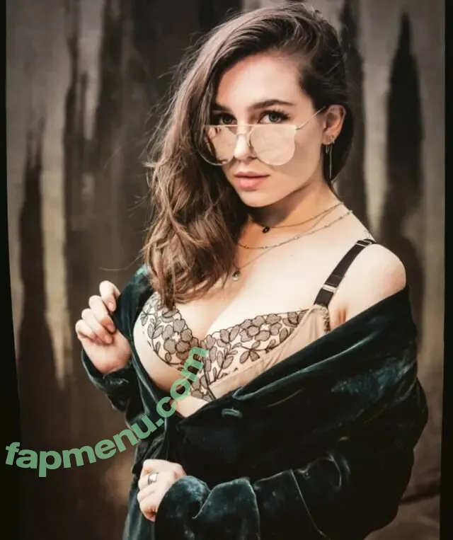 Bibi Lucille nude photo #0055 (Bibi_lucille / bibischouten)