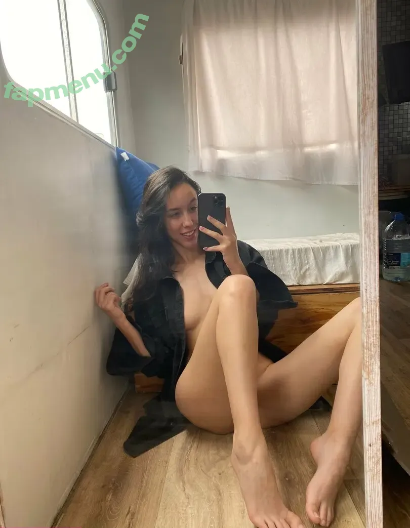 bibilonisara nude photo #0025 (bibilonisara)