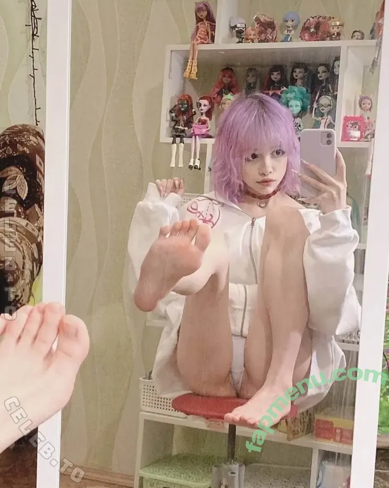 bibsye nude photo #0218 (Howllin / ohboybibs)