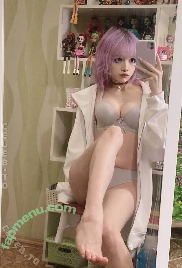 bibsye nude photo #0222 (Howllin / ohboybibs)