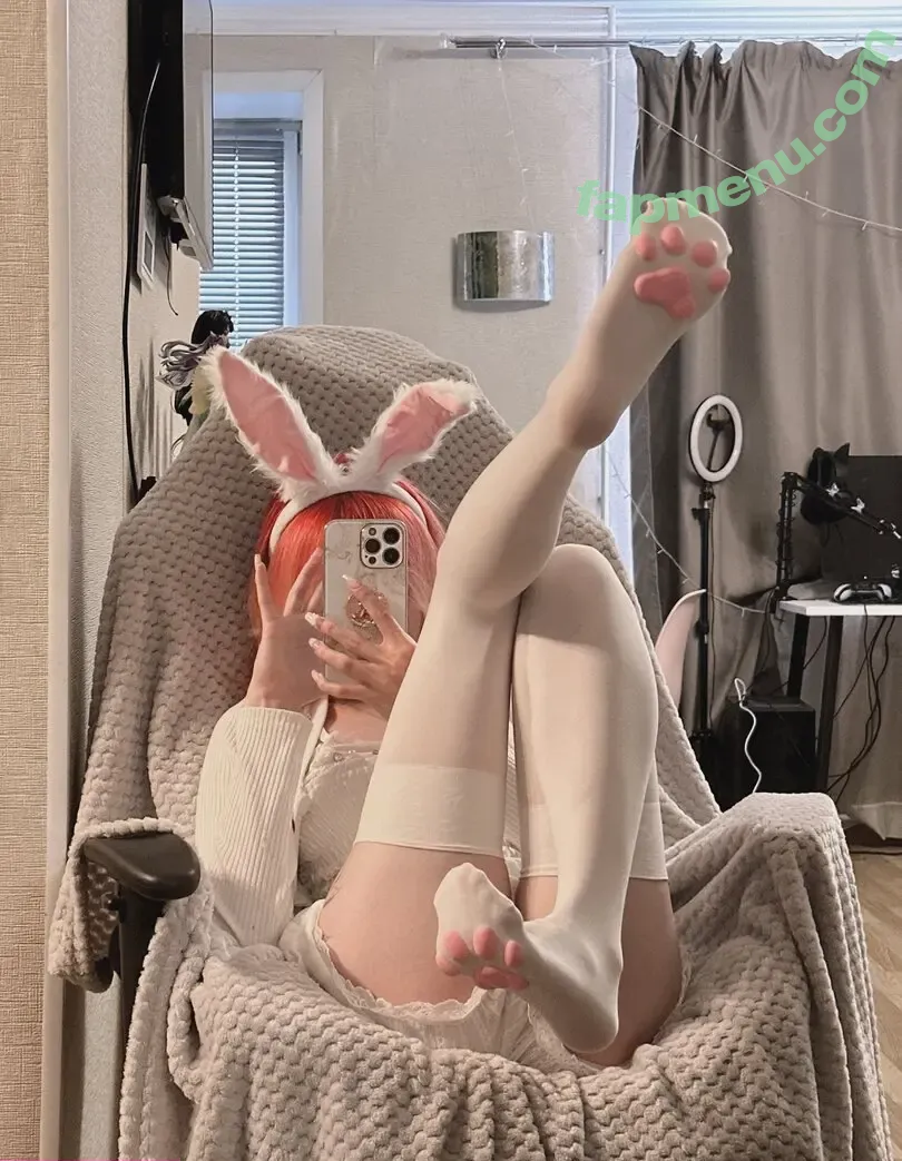 bibsye nude photo #0243 (Howllin / ohboybibs)