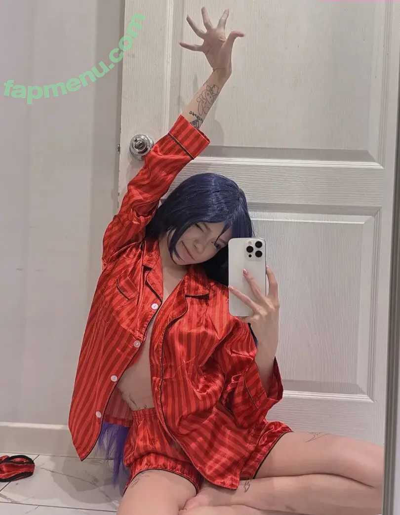 bibsye nude photo #0257 (Howllin / ohboybibs)