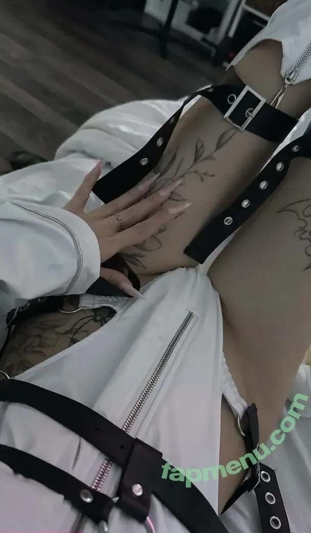 bibsye nude photo #0261 (Howllin / ohboybibs)