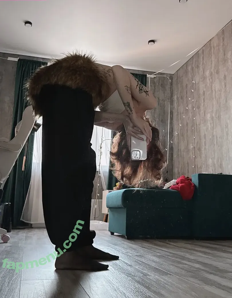 bibsye nude photo #0266 (Howllin / ohboybibs)