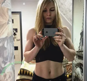 bicepgirl / ruzh_bedzir nude photo #0076