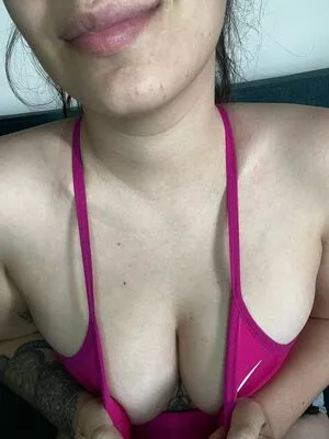 bichota69sexting / 69_bichota / adaharavip / kyliestepsister nude photo #0015