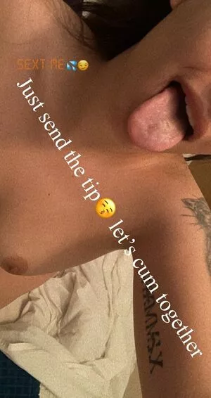 bichota69sexting / 69_bichota / adaharavip / kyliestepsister nude photo #0024