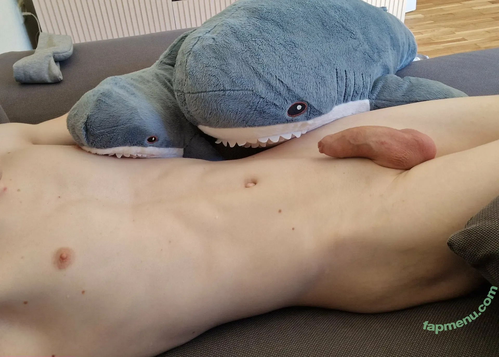 bicuriousboi99 nude photo #0065 (bicuriousbandofficial)