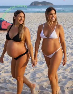 Bie & Branca Feres / Gêmeas do Nado Sincronizado / biaebrancaferes nude photo #0145