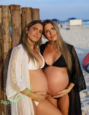 Bie & Branca Feres / Gêmeas do Nado Sincronizado / biaebrancaferes nude photo #0146