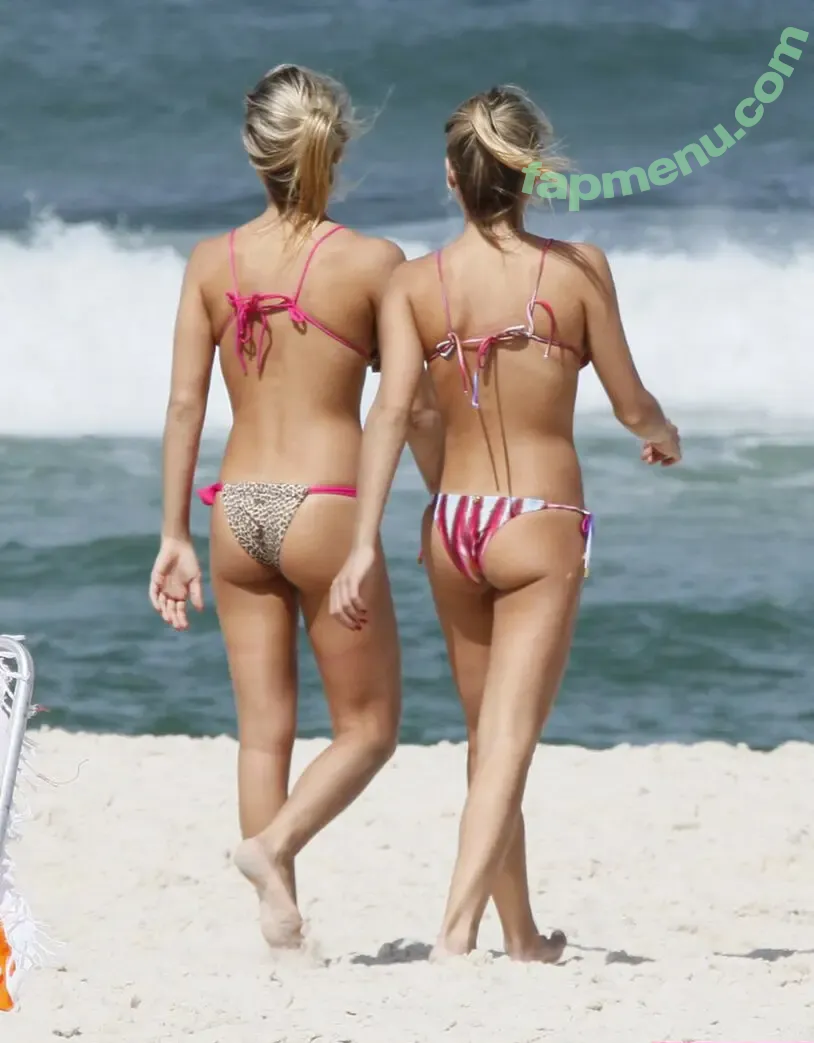 Bie & Branca Feres nude photo #0037 (Gêmeas do Nado Sincronizado / biaebrancaferes)