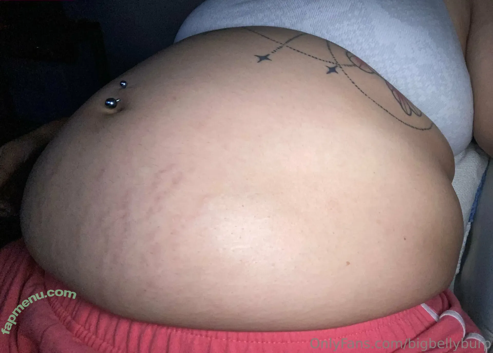 bigbellyburp nude photo #0009 (bigbellyburp)
