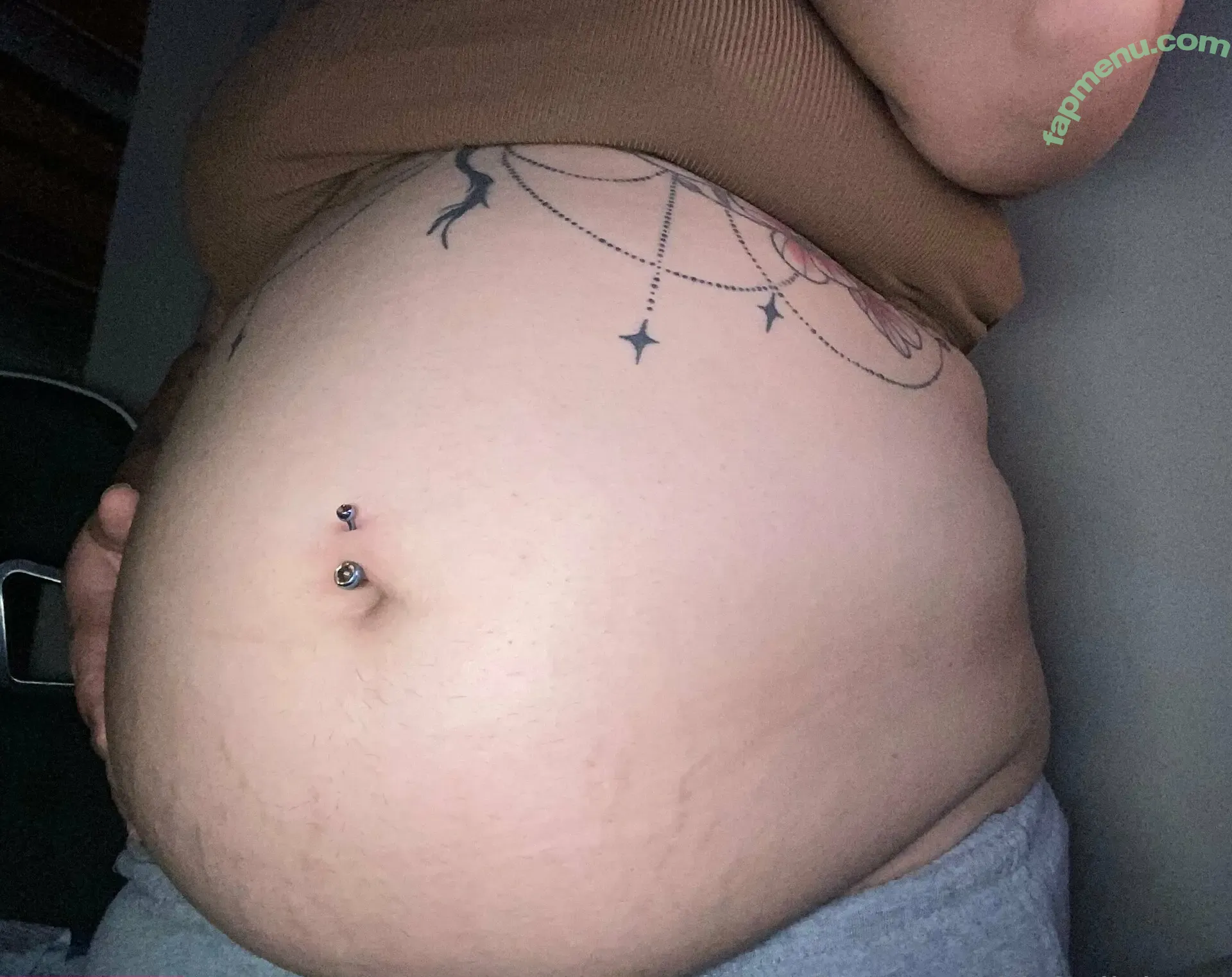bigbellyburp nude photo #0022 (bigbellyburp)