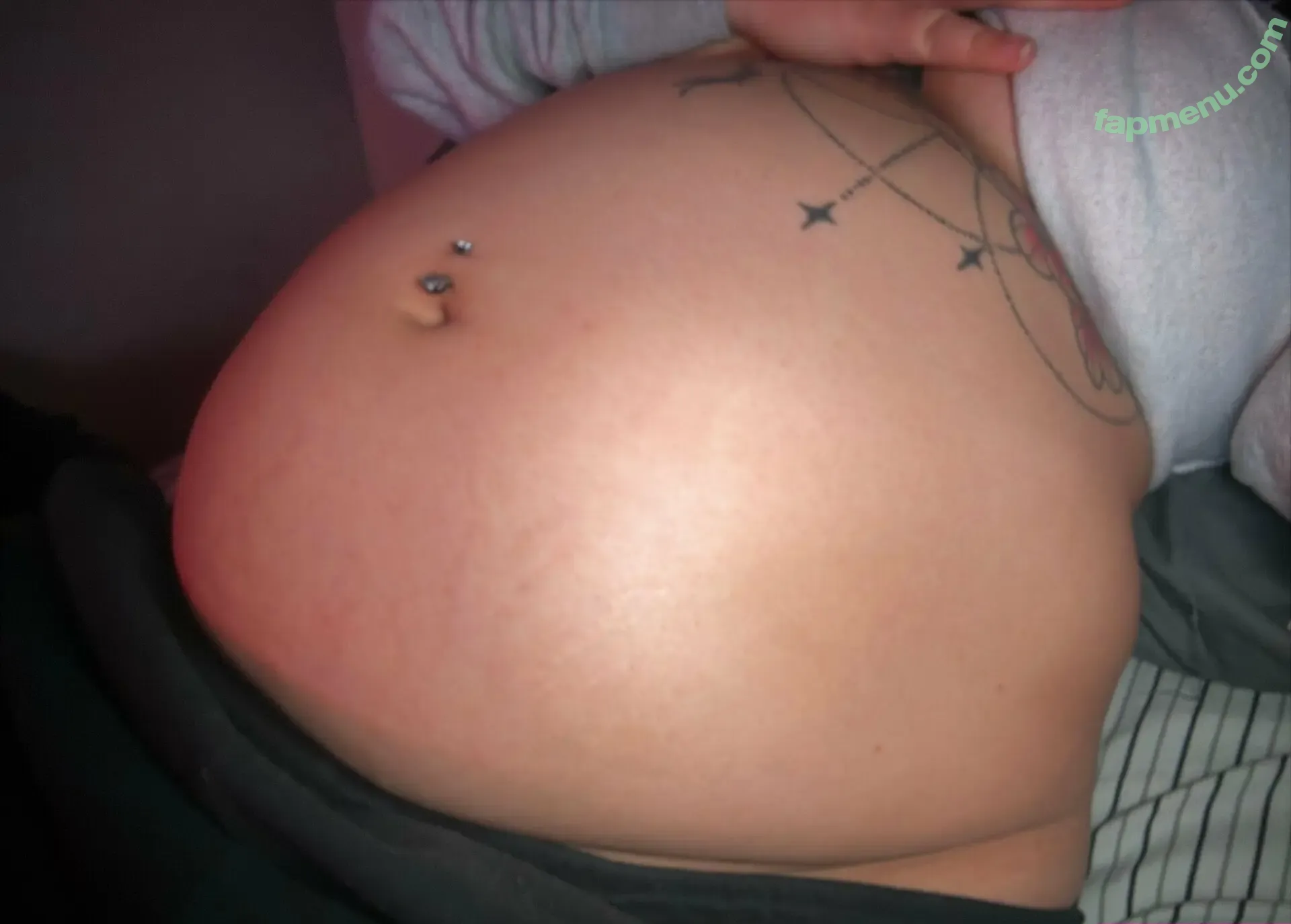bigbellyburp nude photo #0028 (bigbellyburp)