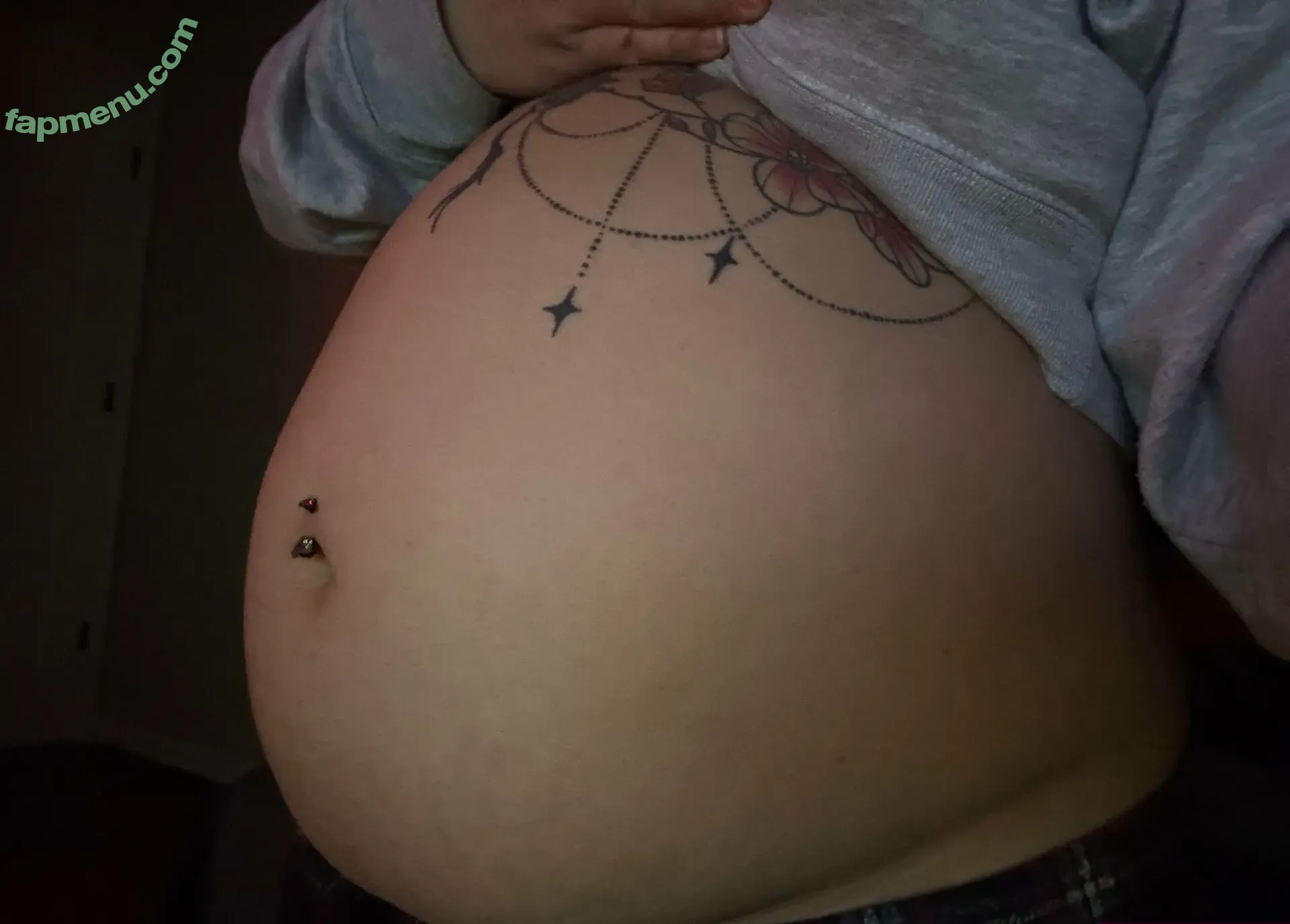 bigbellyburp nude photo #0043 (bigbellyburp)