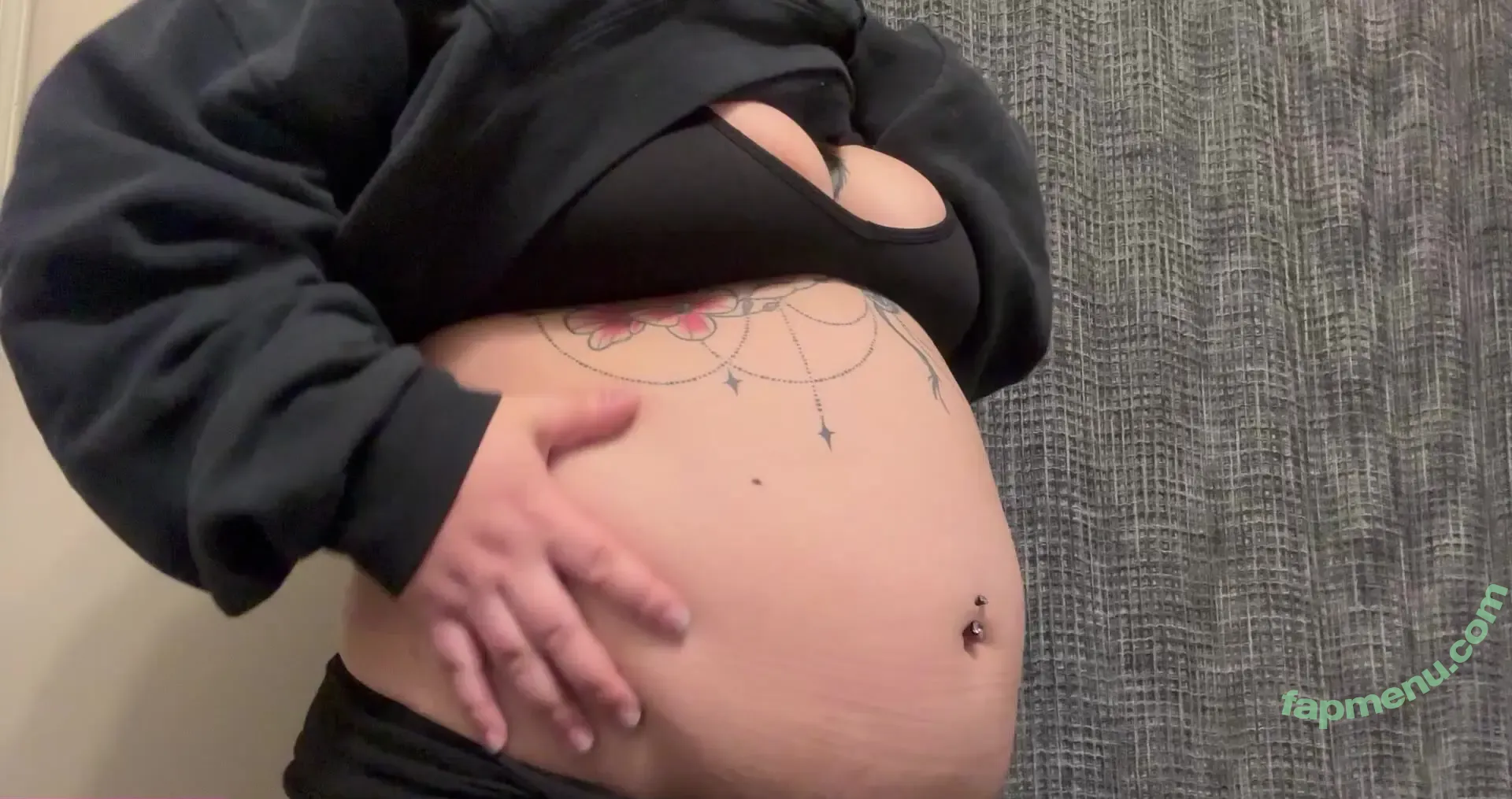 bigbellyburp nude photo #0053 (bigbellyburp)