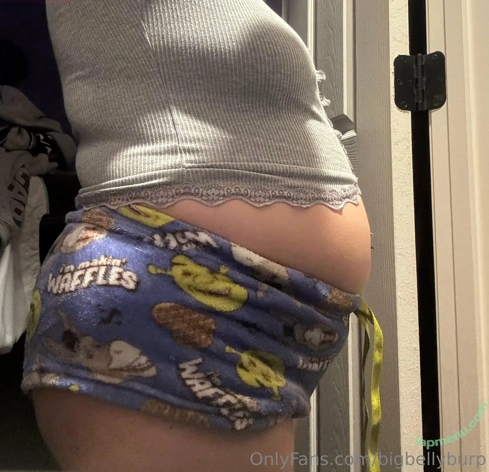 bigbellyburp nude photo #0072 (bigbellyburp)