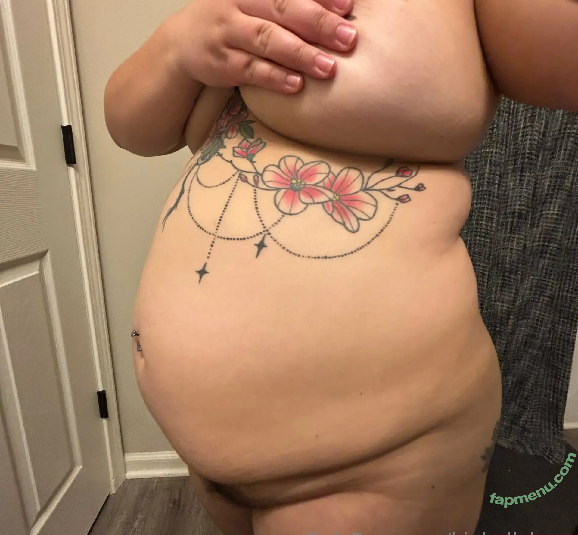 bigbellyburp nude photo #0145 (bigbellyburp)