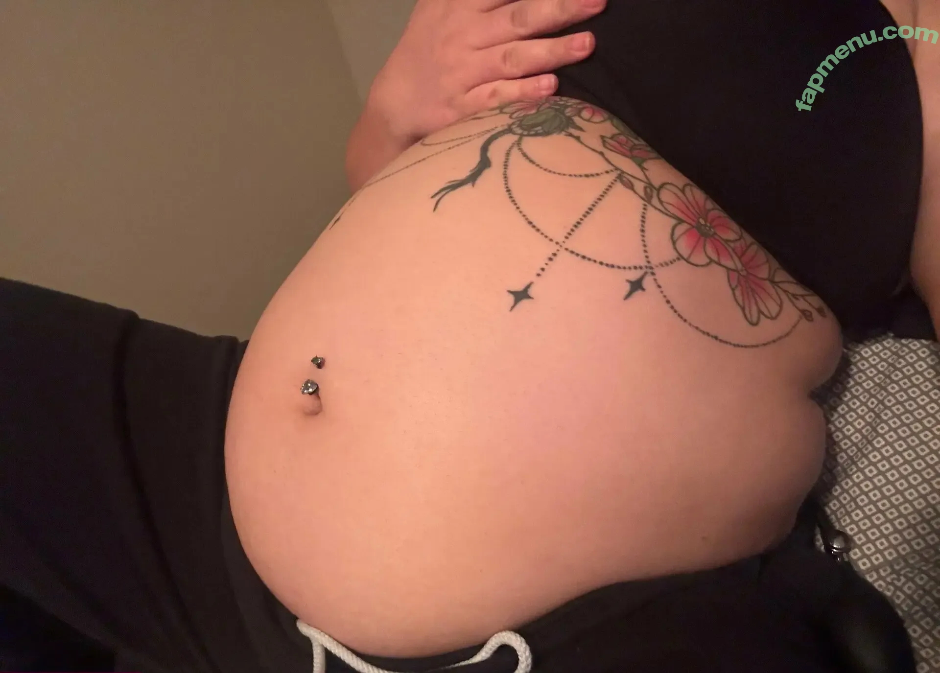 bigbellyburp nude photo #0157 (bigbellyburp)