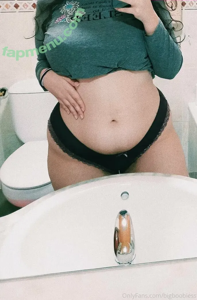 bigboobiess nude photo #0015 (bigboobie_spams)
