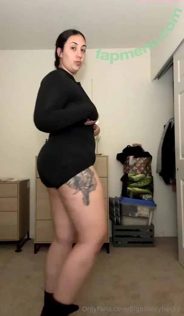 bigboootybecky nude photo #0011 (bigbootybecka_)
