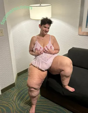 bigbootyasshley / the_real_bigbootyasshley nude photo #0316