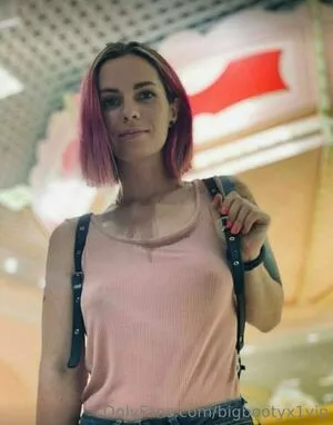 bigbootyx1vip / bigbootyred21 nude photo #0102