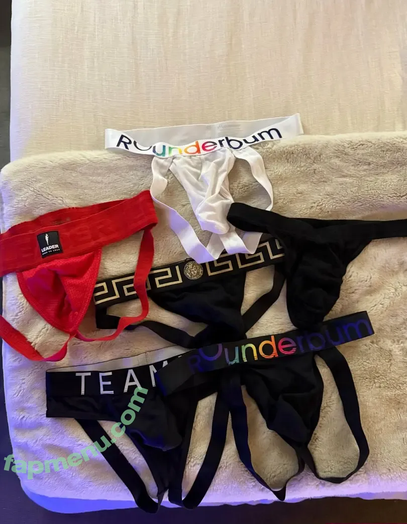 bigcollegehole nude photo #0016 (bigcollegehole)