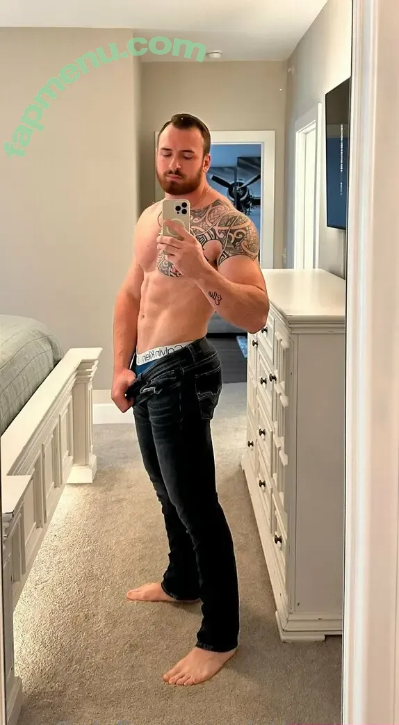 bigdaddygrif nude photo #0027 (bigdaddygrif_)
