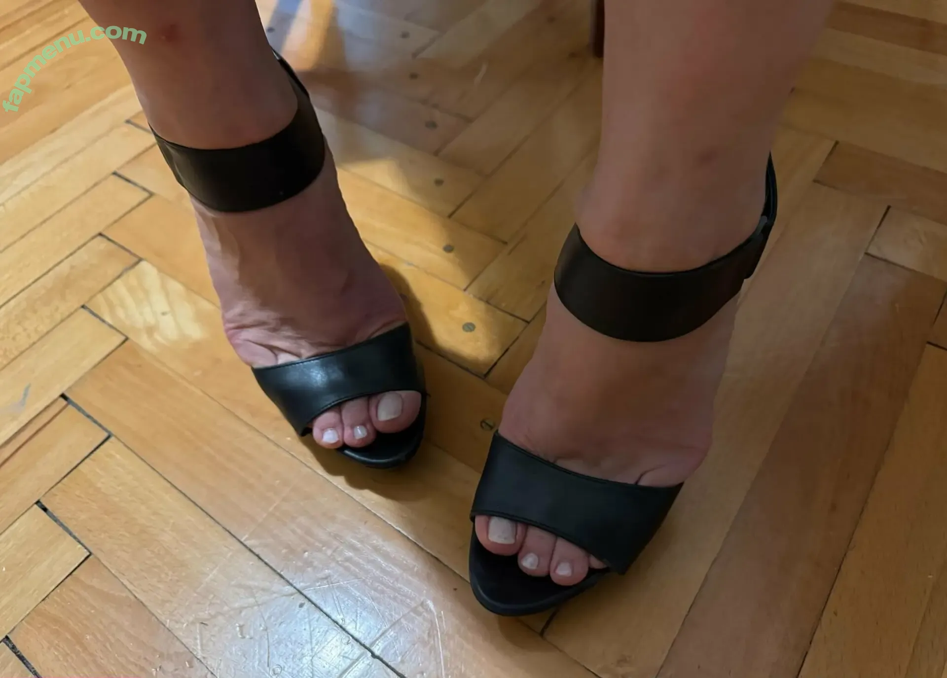 bigfeetstudio nude photo #0031 (reel)