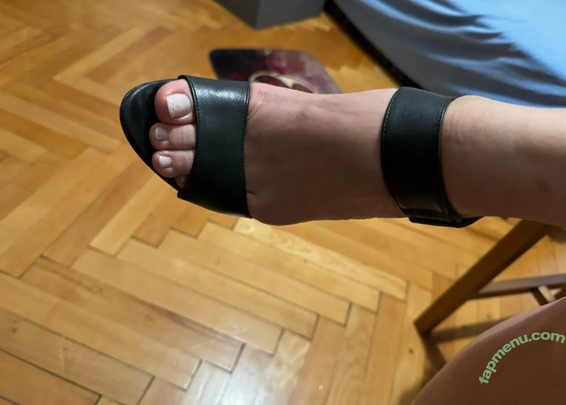 bigfeetstudio nude photo #0036 (reel)